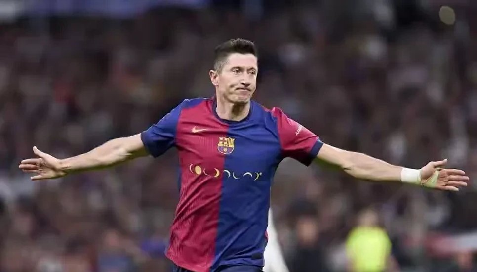 莱万多夫斯基官方宣布领先优势明显新规,塞尔维亚队引发争议! 莱万多夫斯基官方宣布领先优势明显新规,塞尔维亚队引发争议!