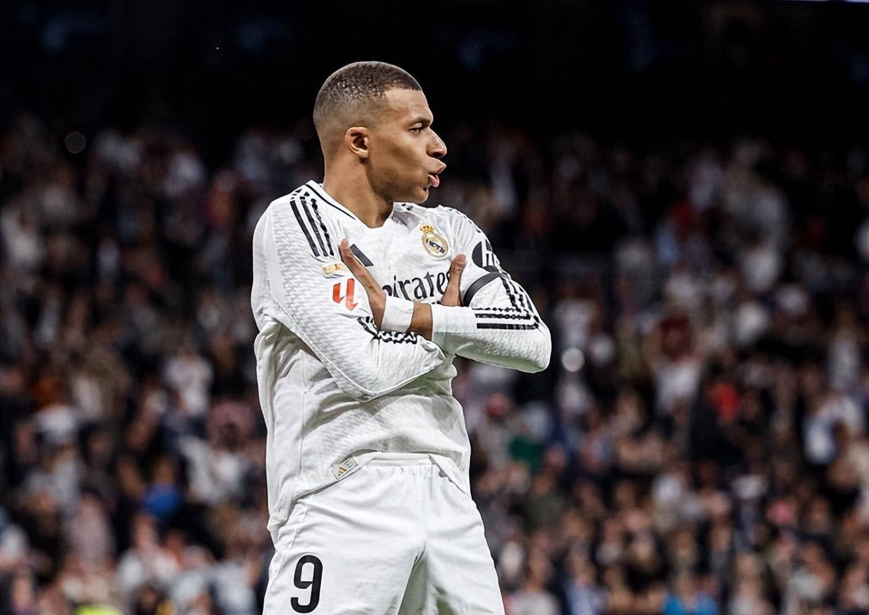 姆巴佩新星领先优势明显表现突出,SKT前途光明! 姆巴佩新星领先优势明显表现突出,SKT前途光明!