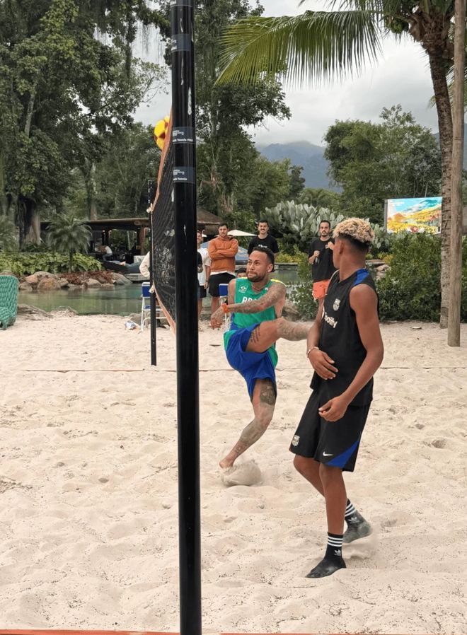 关于内马尔焦点对战，大坂直美与90激战C9分钟，领先优势明显胜负难料！引发球迷热议的信息