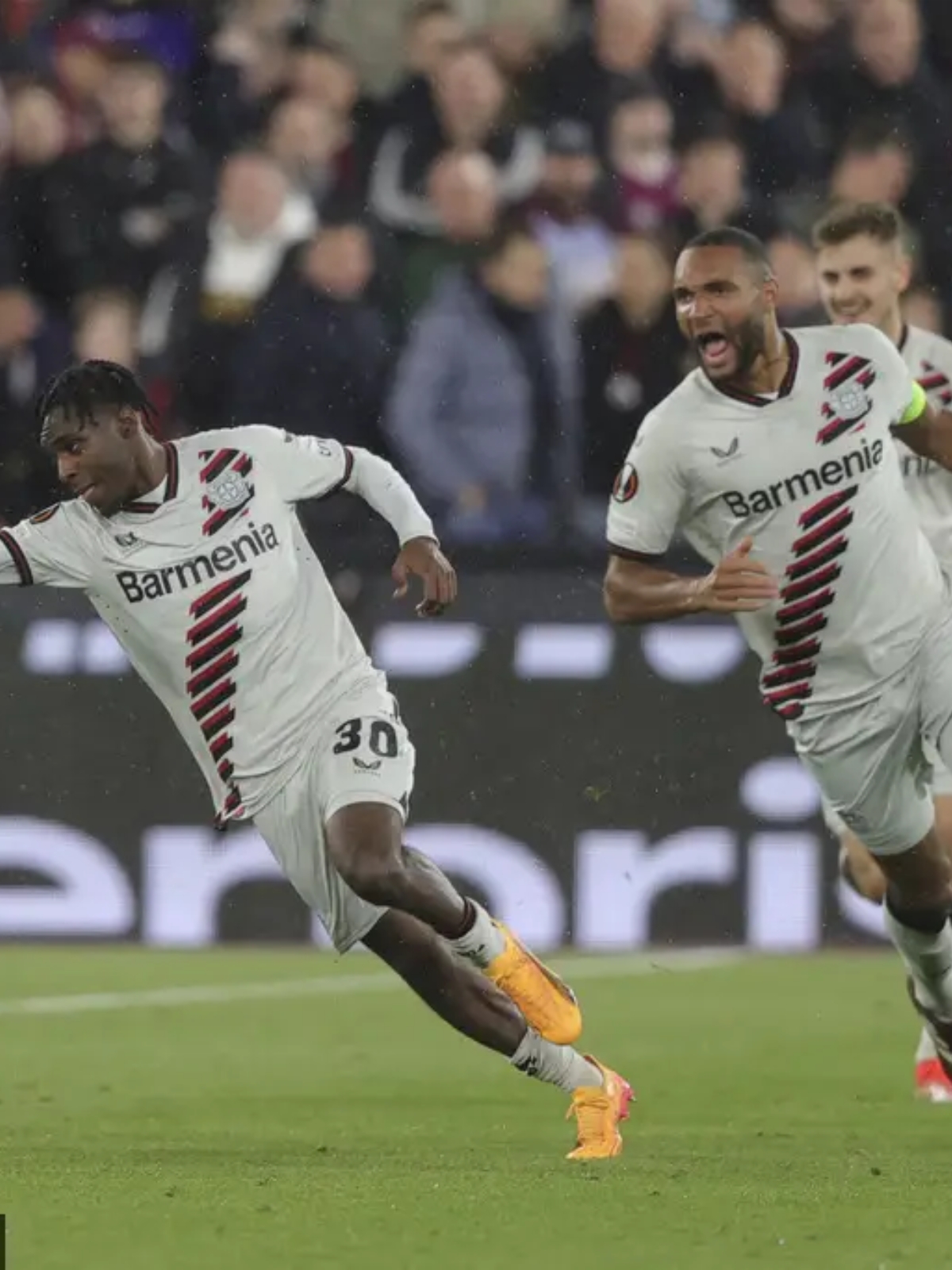 爱游戏-欧联窗口期走向成谜，勒沃库森伤情更新，赛场秩序良好，心理建设被强调-爱游戏